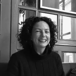 Lara-Elbaz.jpg